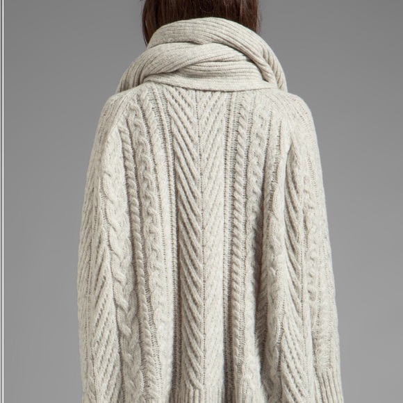 Marc by Marc Jacobs Connolly Sweater in Antique White Melange. Size M/L - Picture 4 of 12